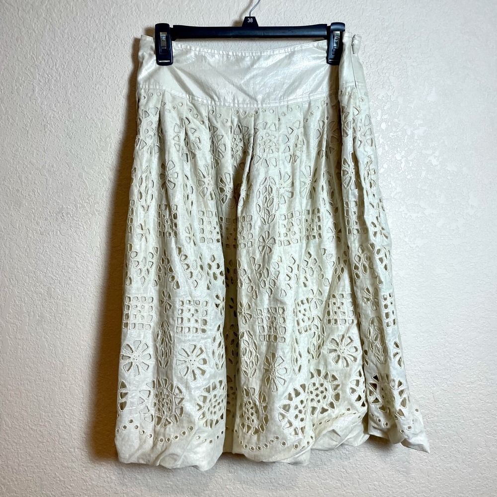 DKNY Eyelet A-line‎ Skirt Womens Size 6 Gold Metallic Embroidered Knee Length